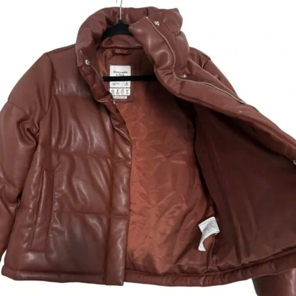 Abercrombie & Fitch - Mini Puffer Coat Jacket Vegan Leather Brown- MED🤎 - Picture 7 of 9